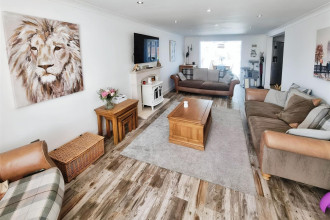 3c047fef-484241091_9612432852208799_33462602551940