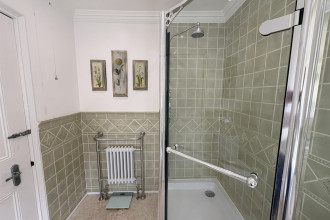 Shower Room/ WC