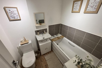 Bathroom/WC