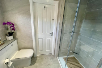 Jack & Jill En-Suite