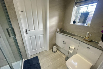 Jack & Jill En-Suite