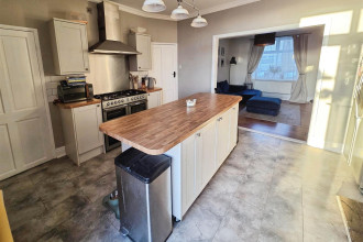 40529732-image001 20 283 29.jpg