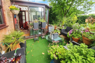 9933bb06-94819035_689901017132960_8428266147218207