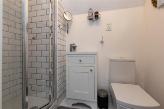 Guest Shower Room/W,C.