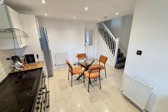 Open Plan Kitchen and Dining Room