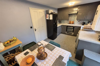 Open Plan Kitchen and Dining Room