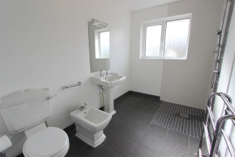 En-Suite/Wet Room