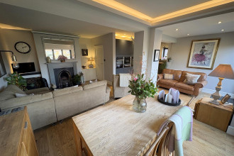 Garden Room/Dining Area