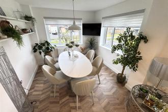 Open Plan Kitchen and Dining Room