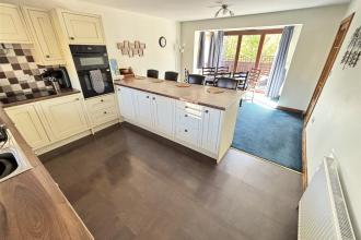 Open Plan Kitchen and Dining Room
