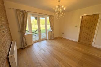 Kitchen/Dining Area