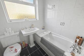 Ground Floor Bathroom