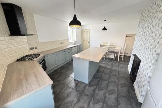 Open Plan Kitchen and Dining Room