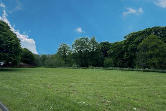 Open Parkland To Rear