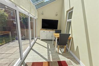 Kitchen Breakfast Sitting/ Sun Room