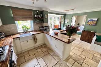 Open Plan Kitchen and Dining Room