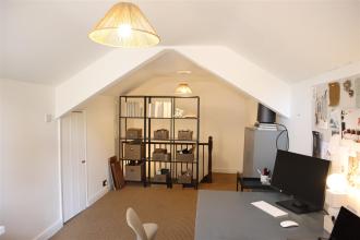 Bedroom 5/Office