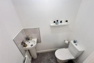 Cloakroom/WC