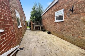 Side Pathway