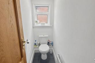 Cloakroom/WC