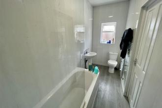 Jack & Jill Bathroom