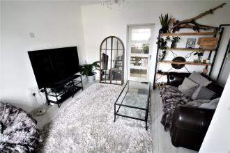 Further Living Room Image