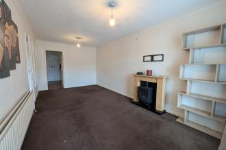 Lounge/Dining Area