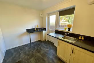 Kitchen / Breakfast