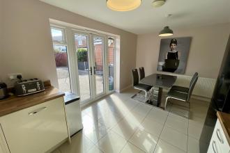 Kitchen / Diner