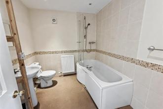 En-Suite/Bathroom