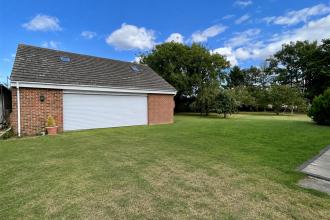 Detached Garage