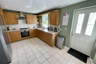 Kitchen / Breakfast Room