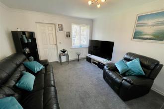 Lounge / Kitchen