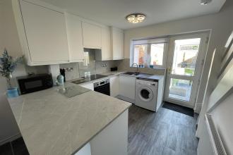 Lounge / Kitchen