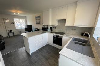 Lounge / Kitchen