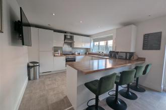 Kitchen / Diner