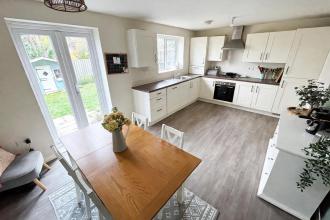 Open Plan Kitchen and Dining Room