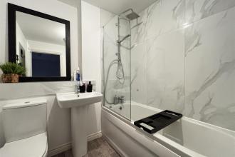 Family Bathroom/WC