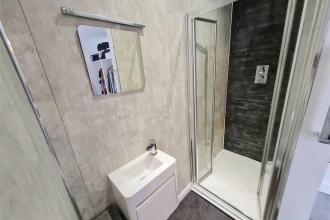 Open Plan Shower Room